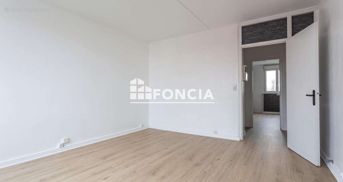 Appartement à VIRY-CHATILLON