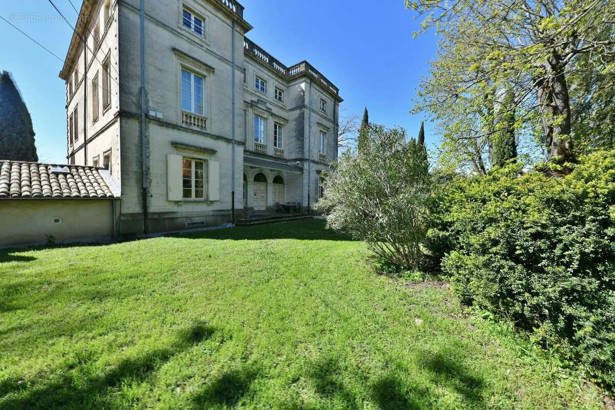 Appartement à UZES