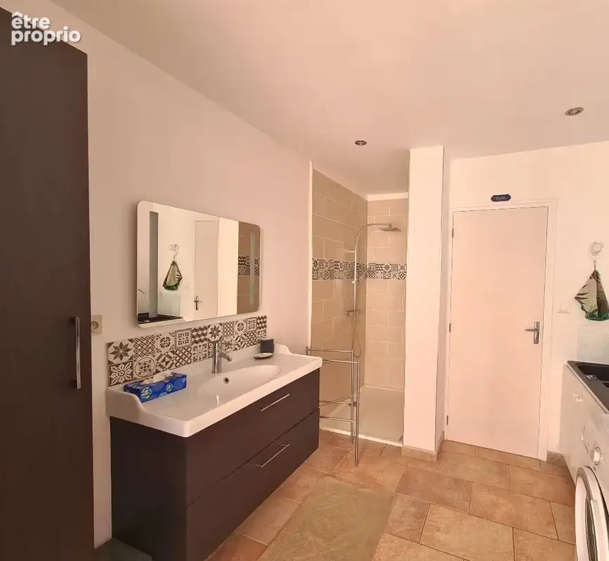 Villa de 248 m² habitables offrant 7 chambres sur 2160 m².  - photo 28