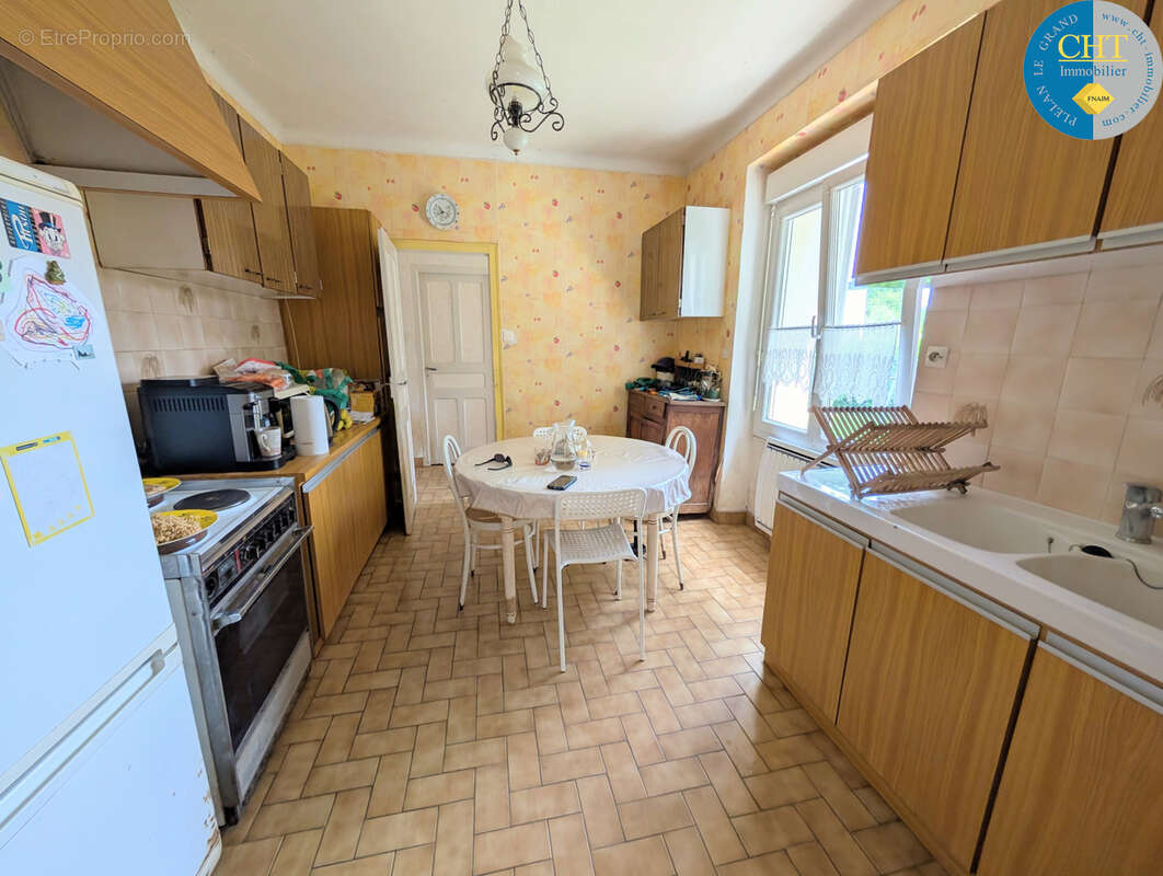 Maison de plain-pied sur grand terrain constructible   saint-malo-de-beignon (56380) avec cht immobilier - photo 7