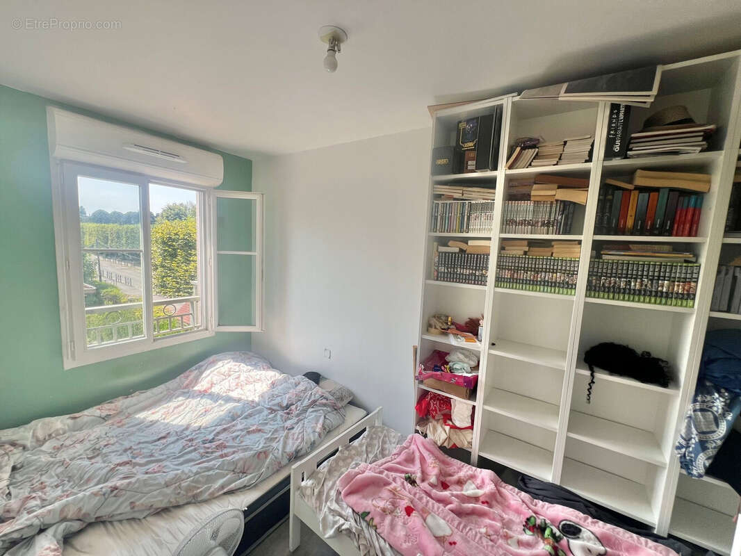 Appartement 32 m² à Trappes  - photo 4