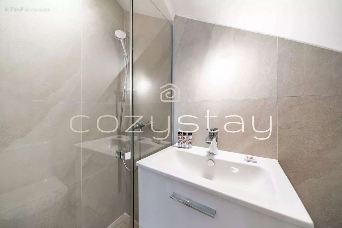 Immeuble de 4 studios, Cannes Le Suquet - photo 18