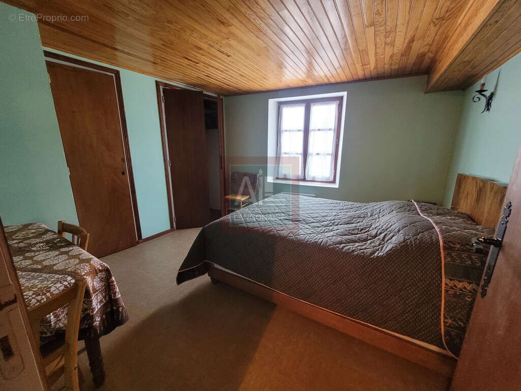 Maison à SAINT-HAON