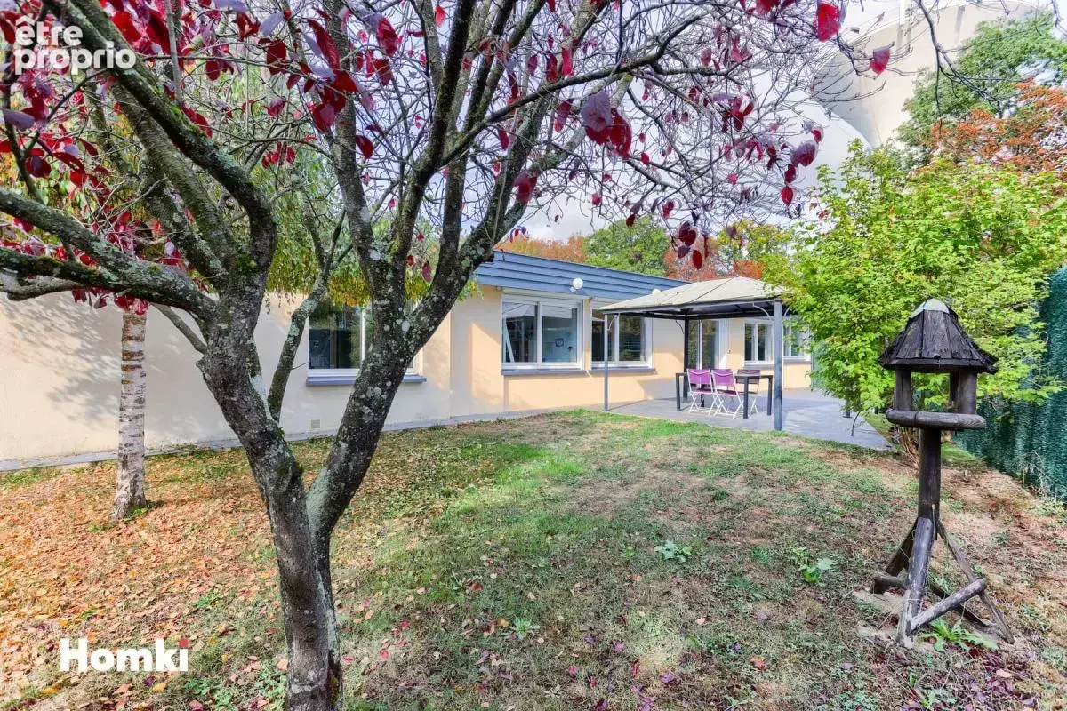 Maison/Villa T5 de 144 m² à Ozoir-la-Ferrière 77330 - photo 3