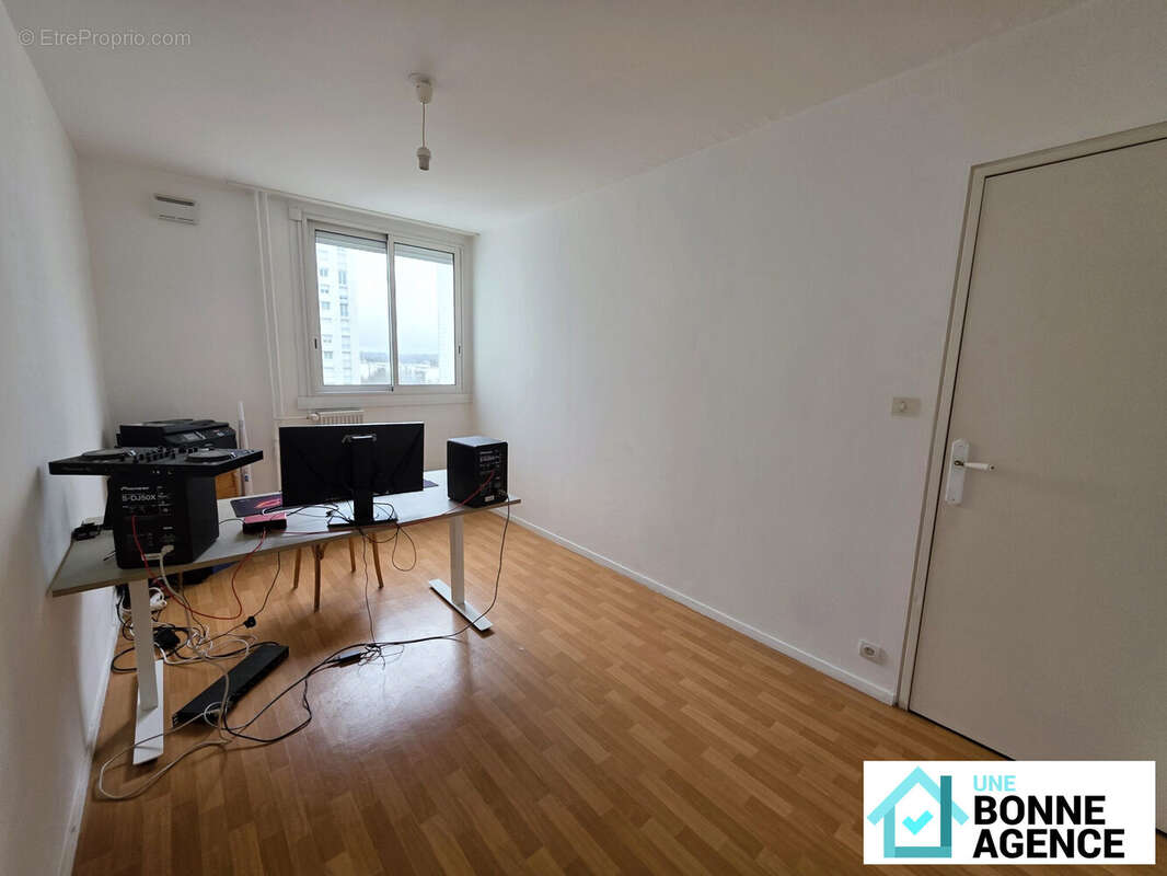 Appartement à SAINT-PIERRE-DES-CORPS