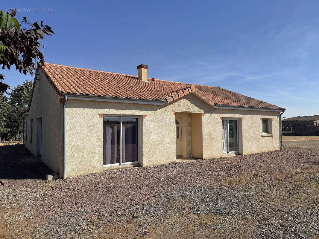 Maison 125 m² à Thouars  - photo 15