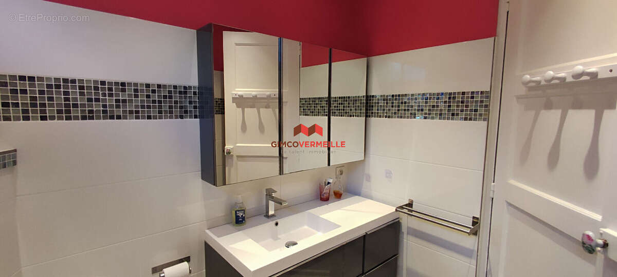 Appartement à LA CELLE-SAINT-CLOUD