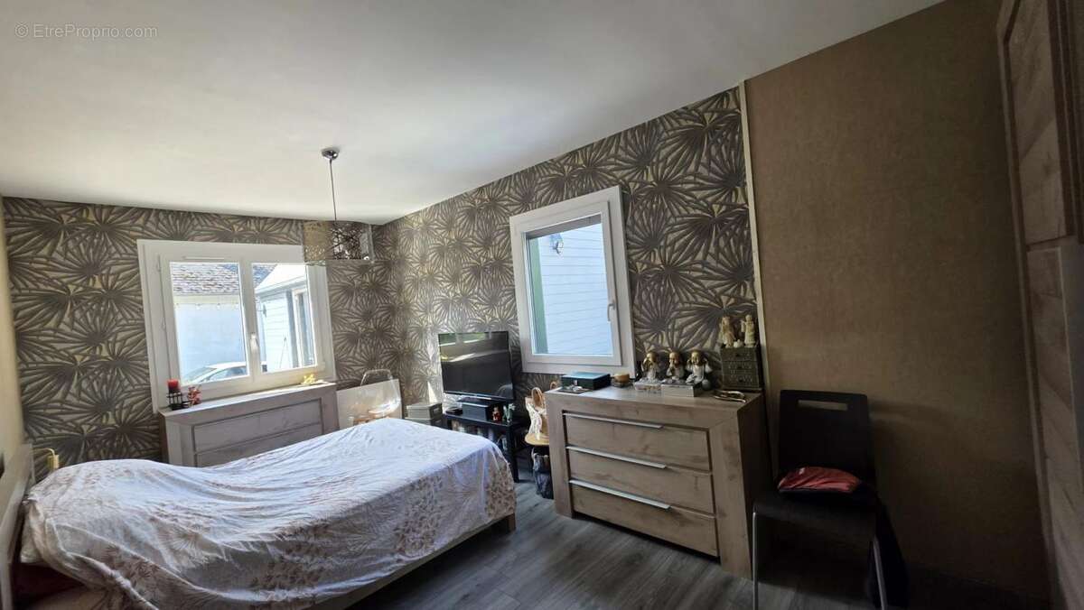 PAVILLON DE PLAIN-PIED    entièrement  restauré - photo 8