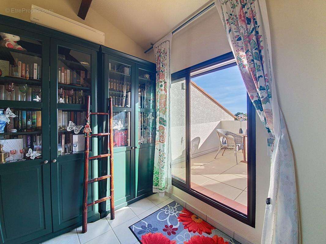 Appartement à SAINT-LAURENT-DE-LA-SALANQUE