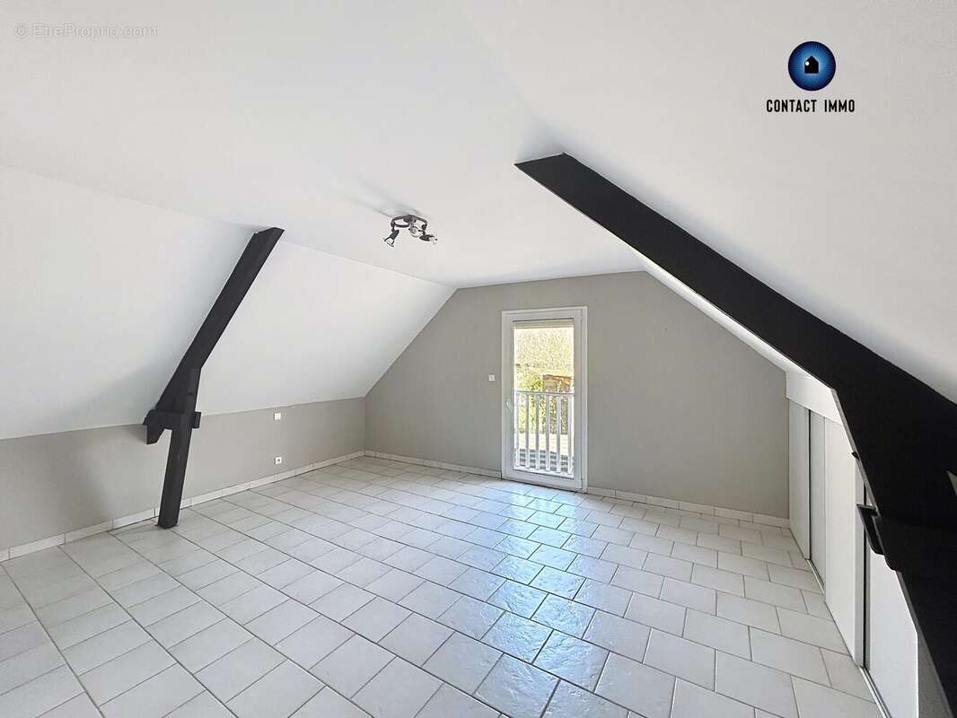 Maison à ALLASSAC