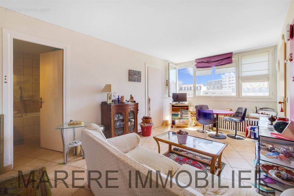 Appartement à PARIS-20E