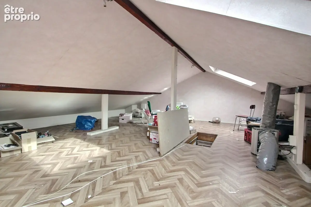Maison indépendante avec garage et jardin - photo 4