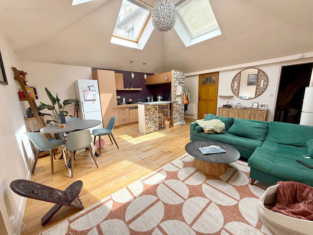 Appartement à HOUDAN