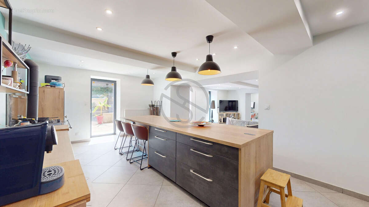 Maison à MARCILLOLES