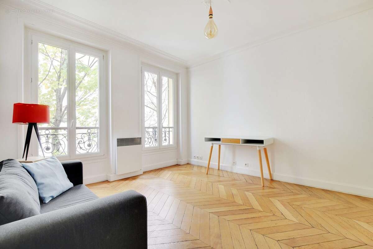 Appartement à NEUILLY-SUR-SEINE