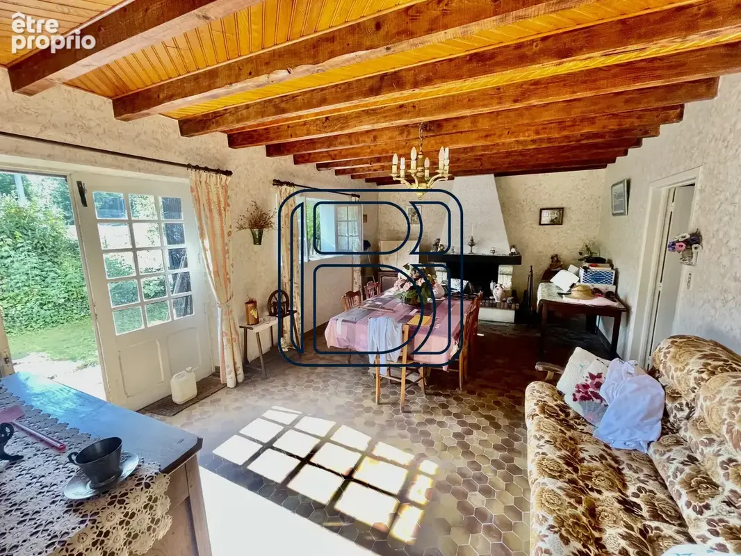 Maison 7 pièces 143 m² à vendre à Arlanc (63220) - photo 2