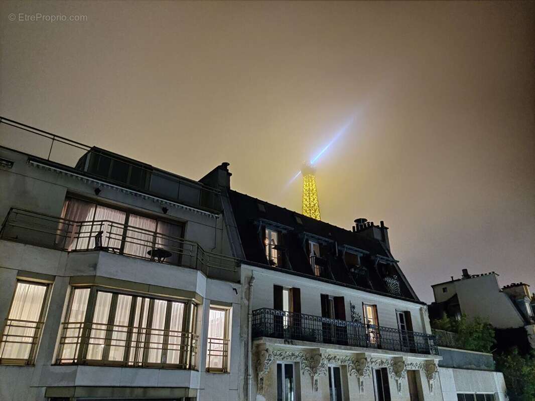 Appartement à PARIS-15E