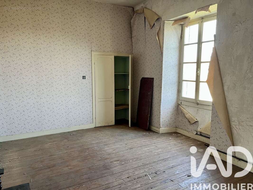 Maison 160 m² à Leogeats  - photo 6