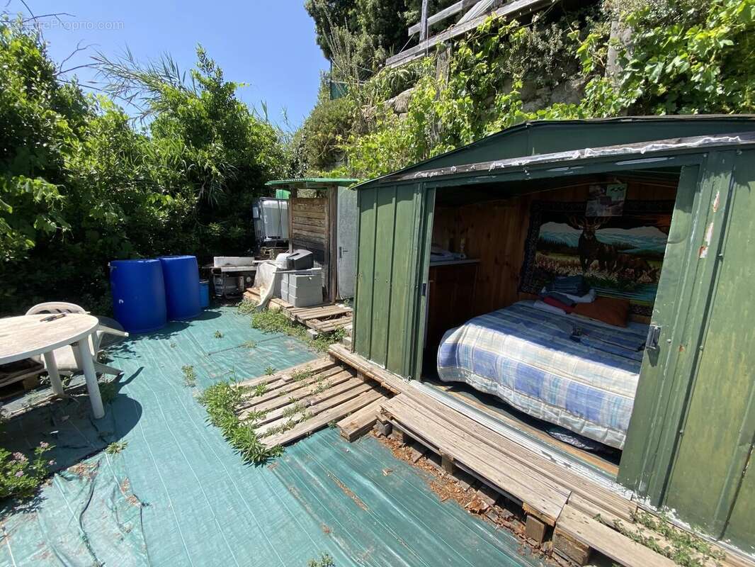 Terrain à BERRE-LES-ALPES