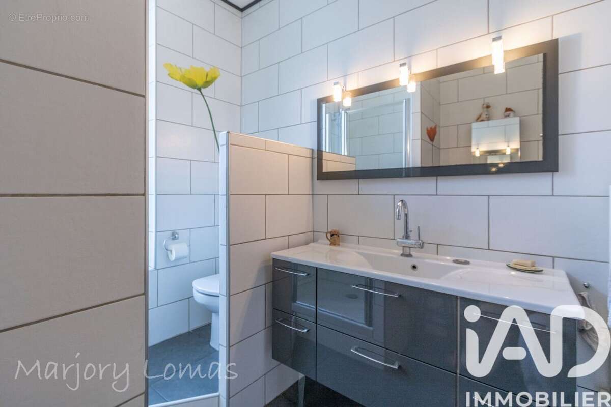 Maison 135 m² à Bron  - photo 9