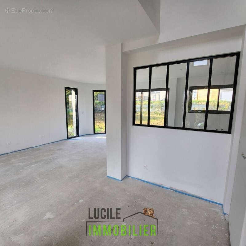 Pavillon neuf 3 chambres 2 - Maison à BREUIL-LE-VERT