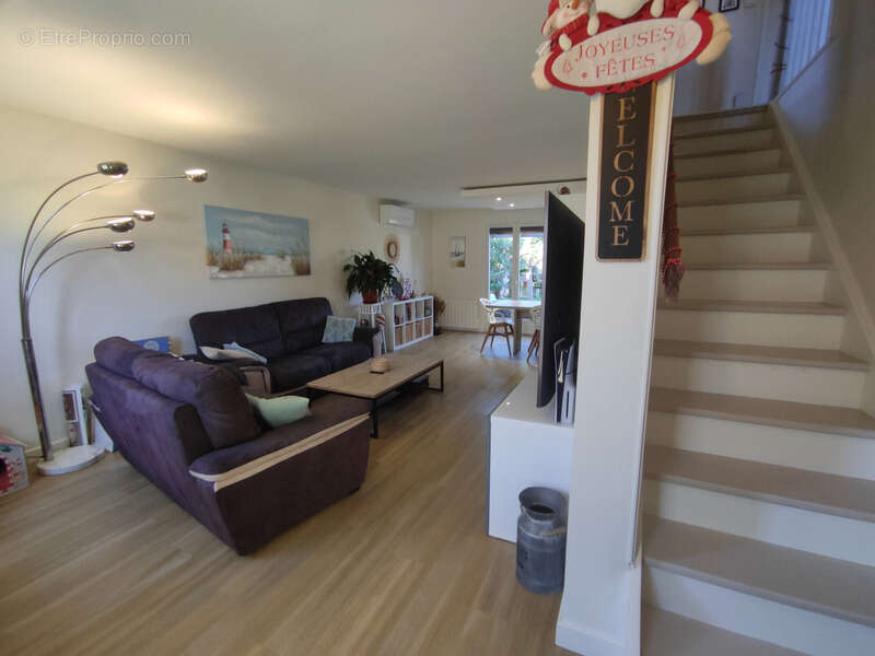 Maison à PONT-DU-CHATEAU