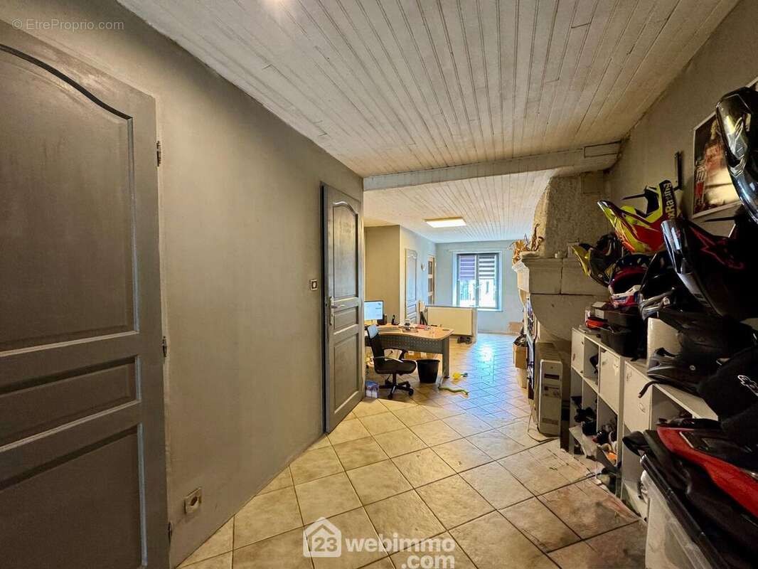 Maison 183 m² à Vigneulles-Les-Hattonchatel  - photo 28