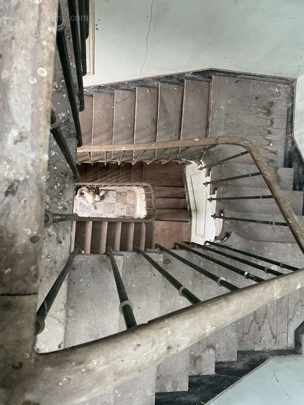 Maison à CHAMPROND-EN-GATINE