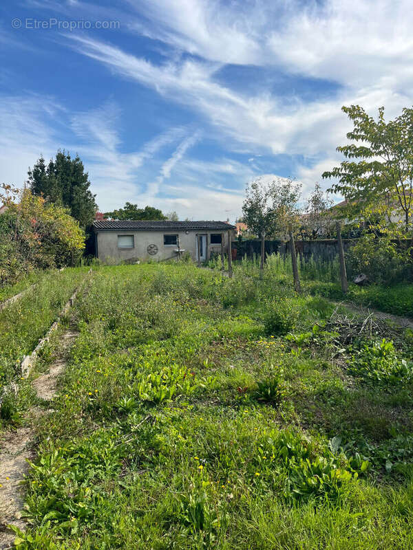 Maison à VILLEDIEU-LA-BLOUERE