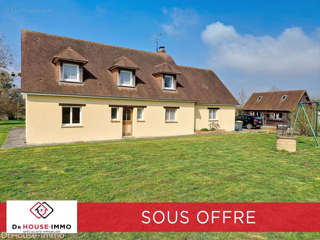 Maison à CREVECOEUR-EN-AUGE