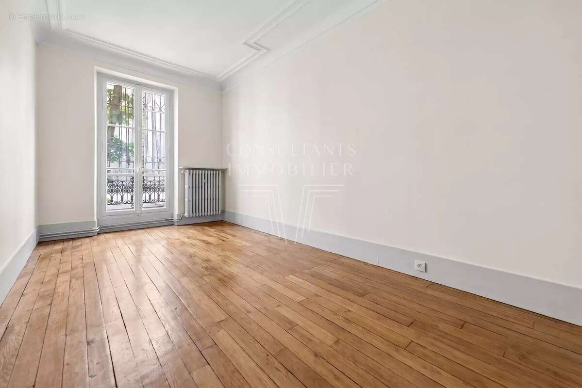 Appartement à PARIS-6E