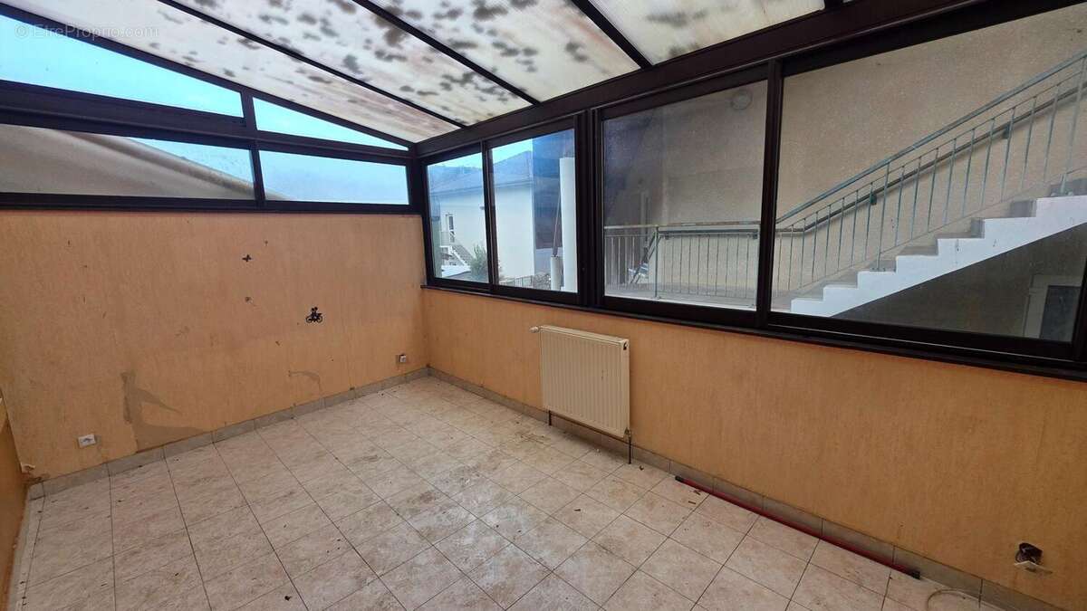 Photo 4 - Maison à YENNE