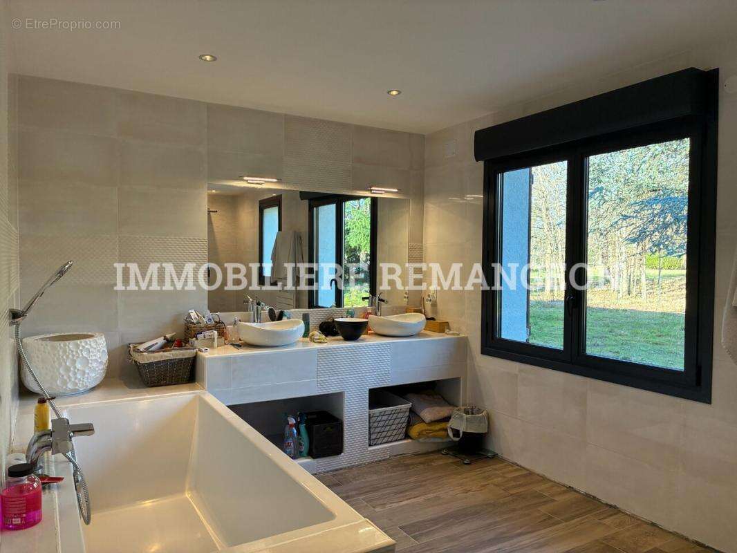 Maison à PIERREFITTE-SUR-SAULDRE