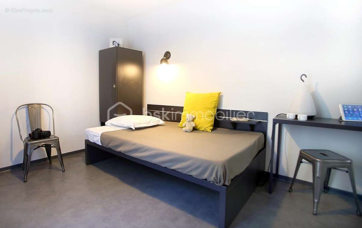 Appartement à MARSEILLE-3E