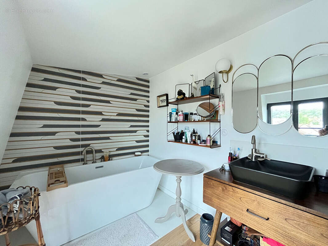 Appartement à SURESNES