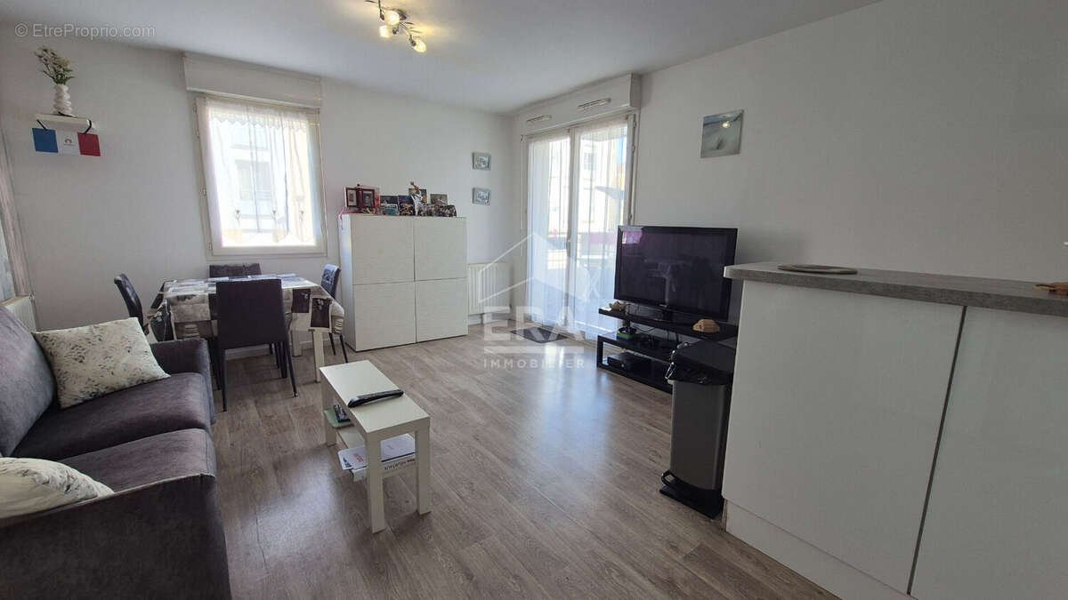 Appartement à BRIE-COMTE-ROBERT