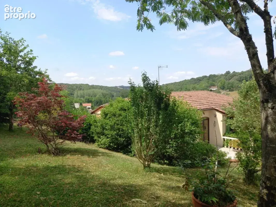 Maison à vendre 6 pièces VILLEFRANCHE DE ROUERGUE (12) - photo 3