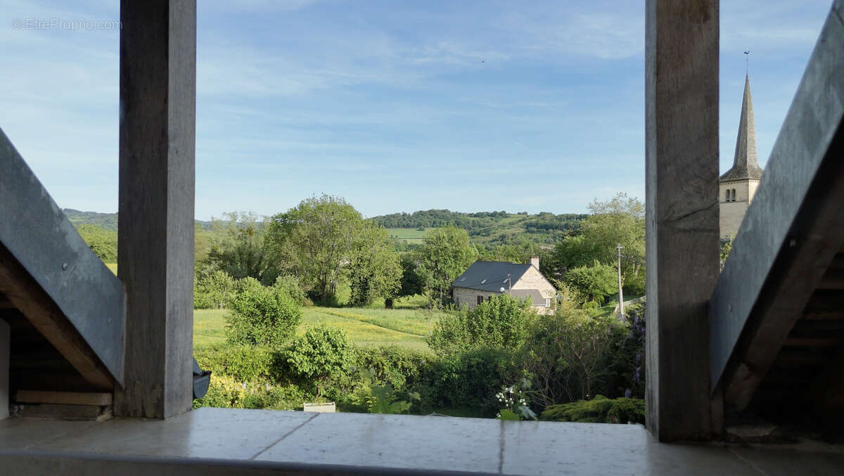 Maison à SERMAGES