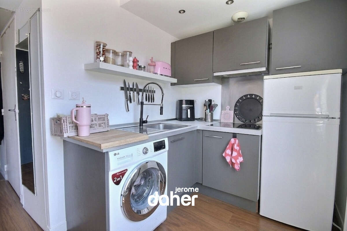 Appartement à MARSEILLE-6E