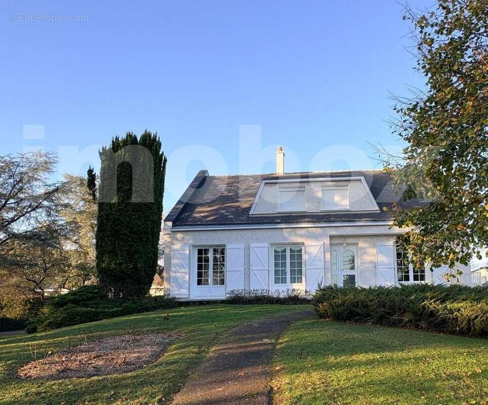 IMG_0635 - Maison à SAINT-GEREON