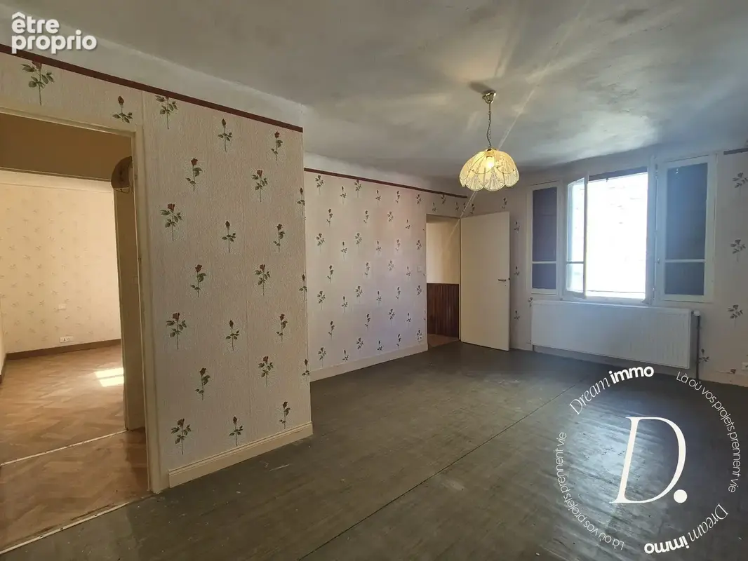 Chambre 1 à l'étage