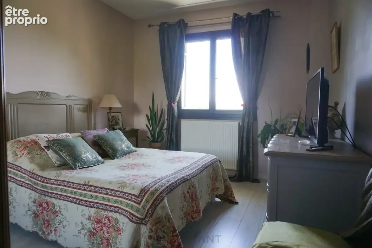 Elégante villa nichée sur les hauteurs du village de Brantôme. - photo 20