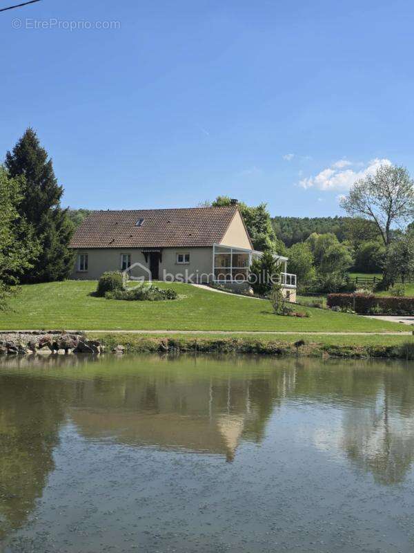 Maison à LE MERLERAULT
