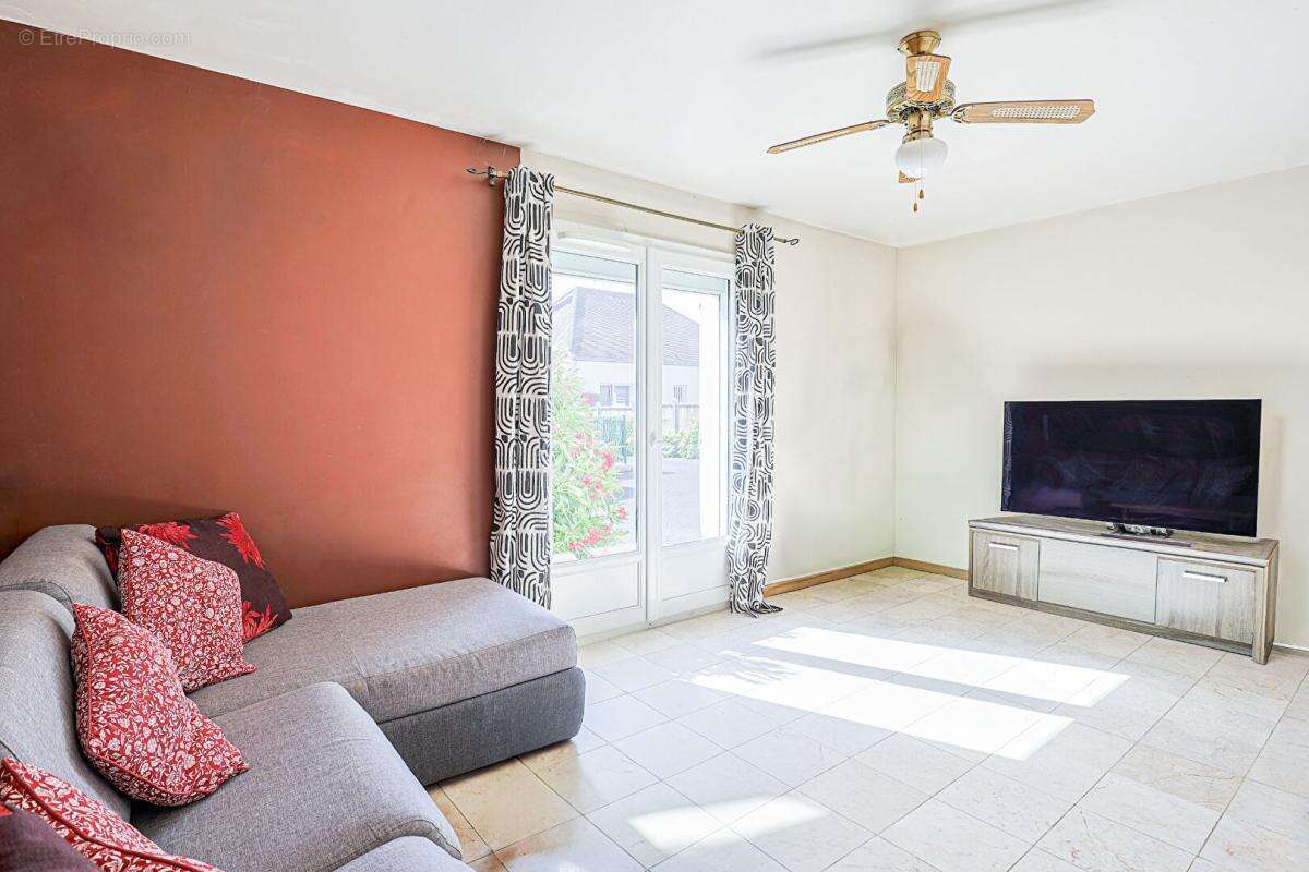 Maison Saulx Les Chartreux  7 pièce(s) 149,47m2 - photo 11