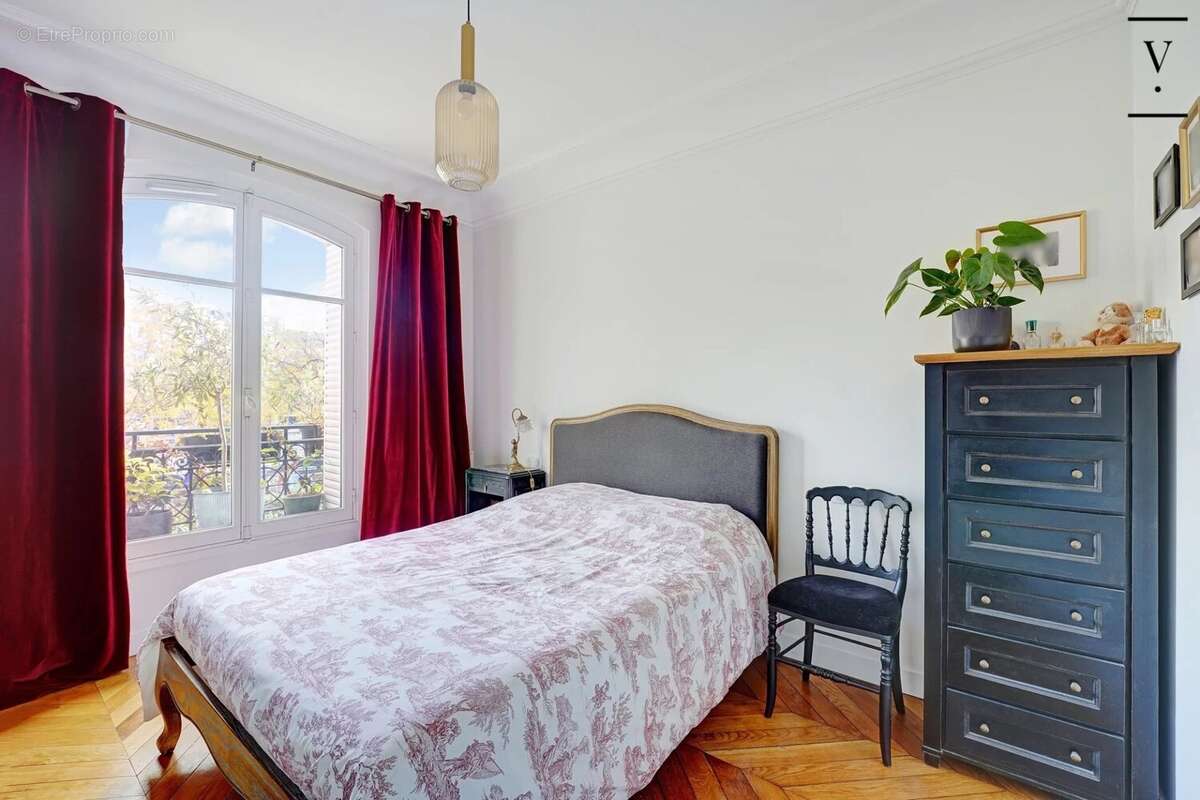 Appartement à PARIS-4E