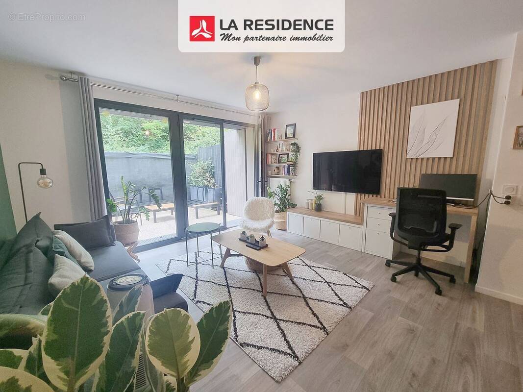 Appartement à STAINS