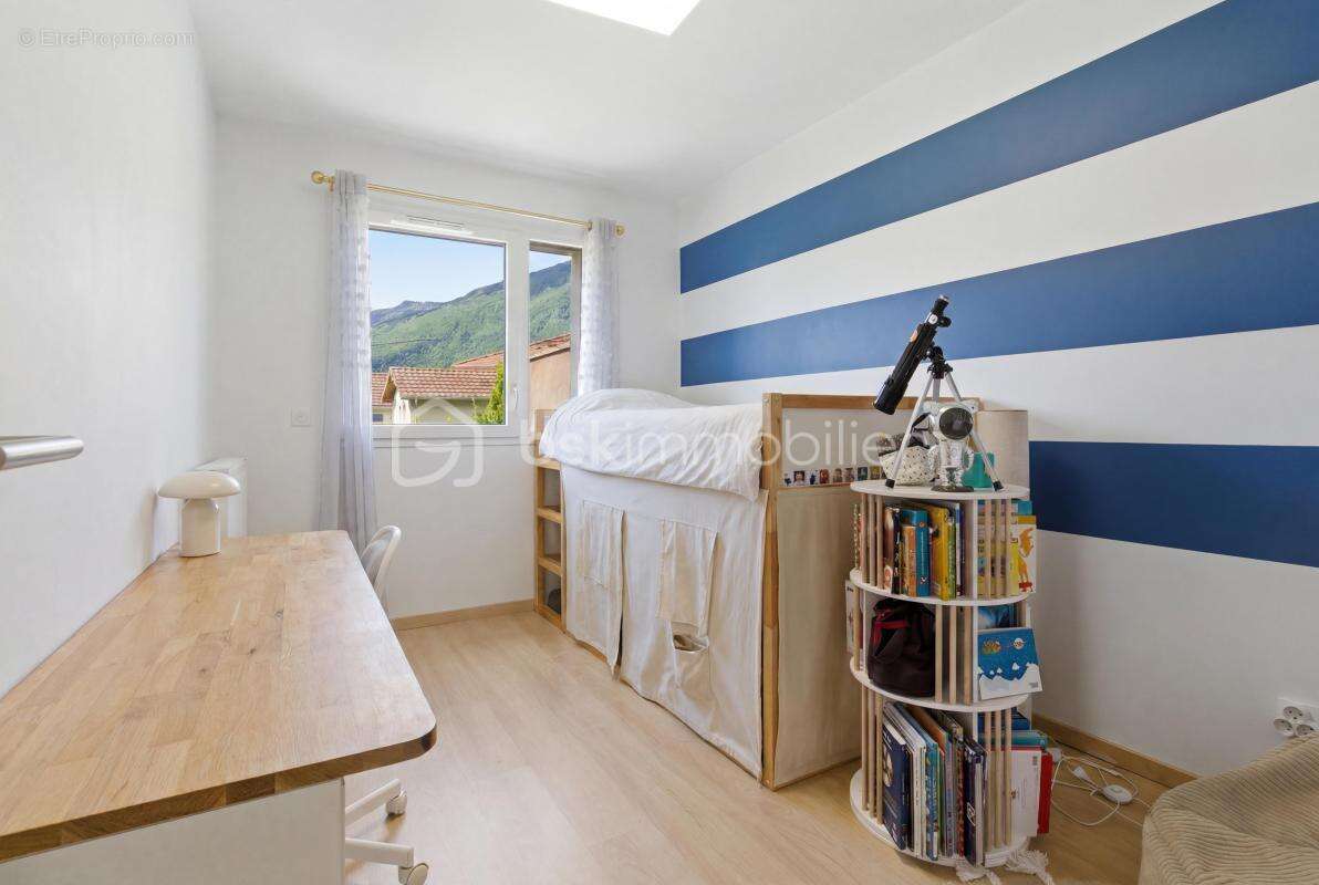 Appartement à SAINT-EGREVE
