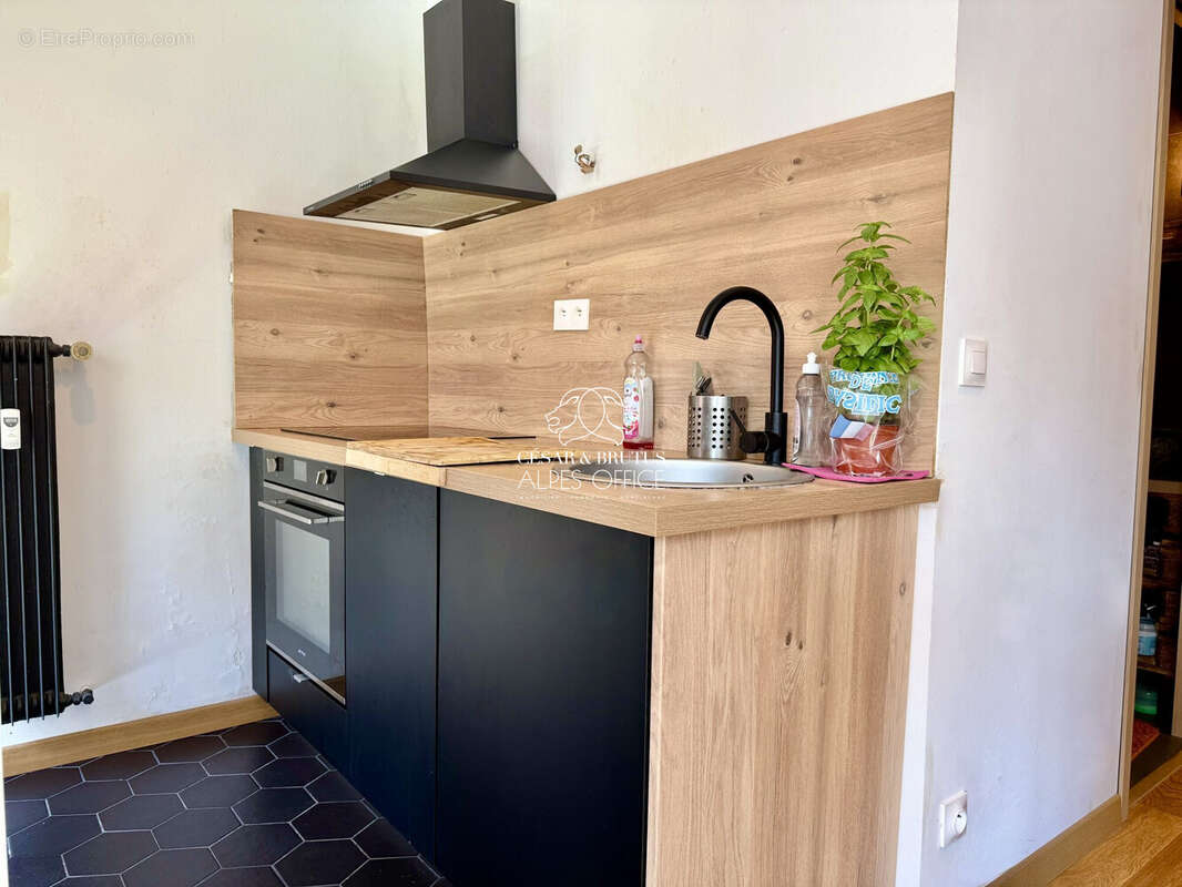 Appartement 26 m² à Sallanches  - photo 6