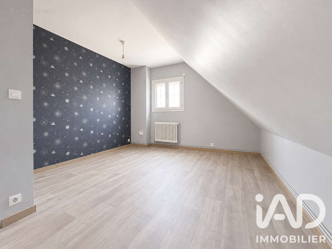 Maison 124 m² à Marchemoret  - photo 9