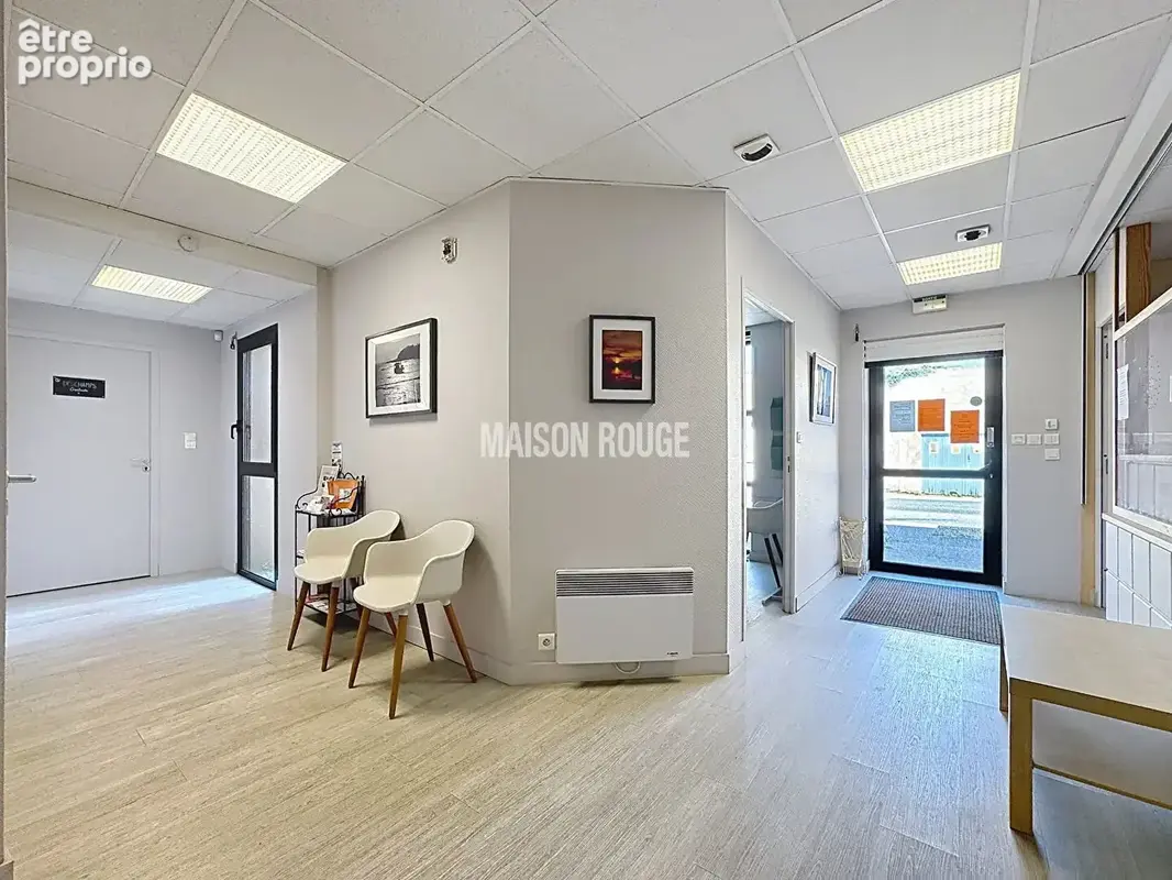 PAIMPOL Centre !                       Ensemble immobilier idéal investisseurs, sur 2 niveaux, jardin, parking! - photo 4